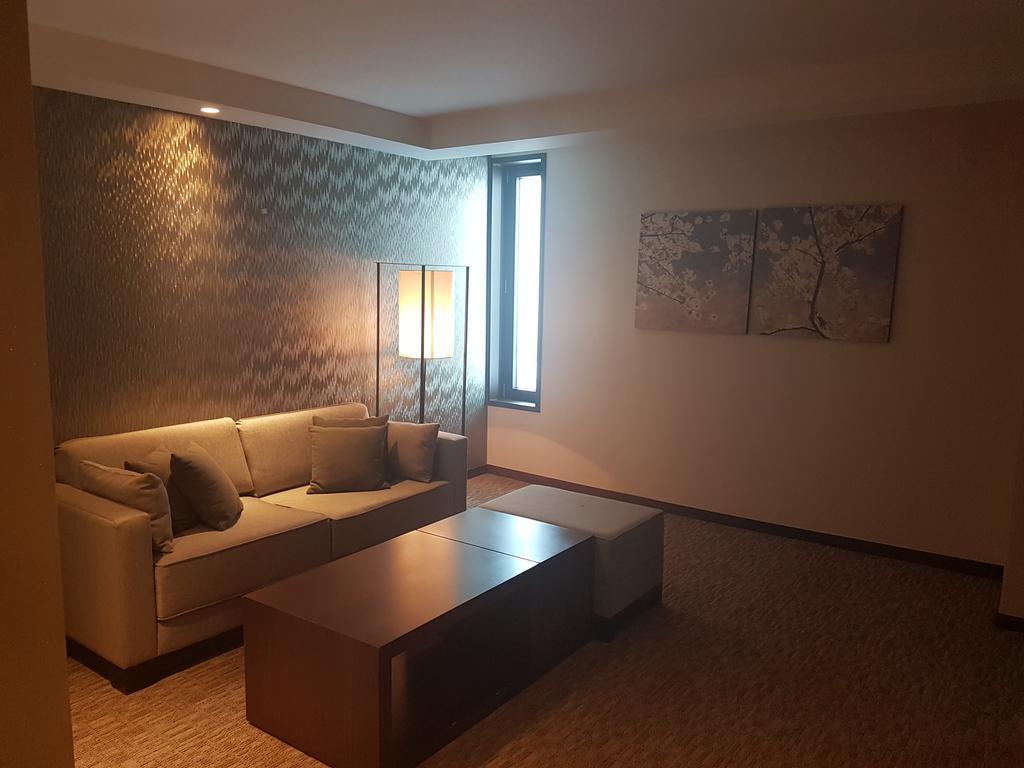 Best Western Incheon Royal Hotel Экстерьер фото