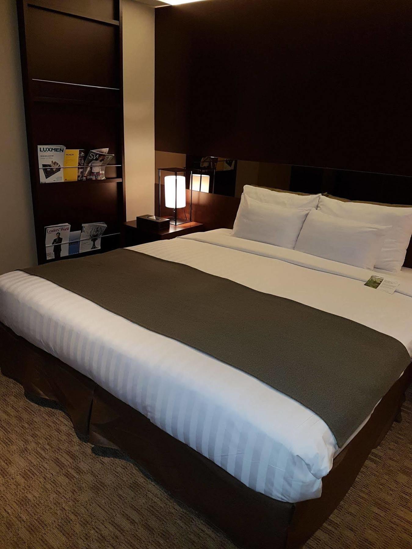 Best Western Incheon Royal Hotel Экстерьер фото