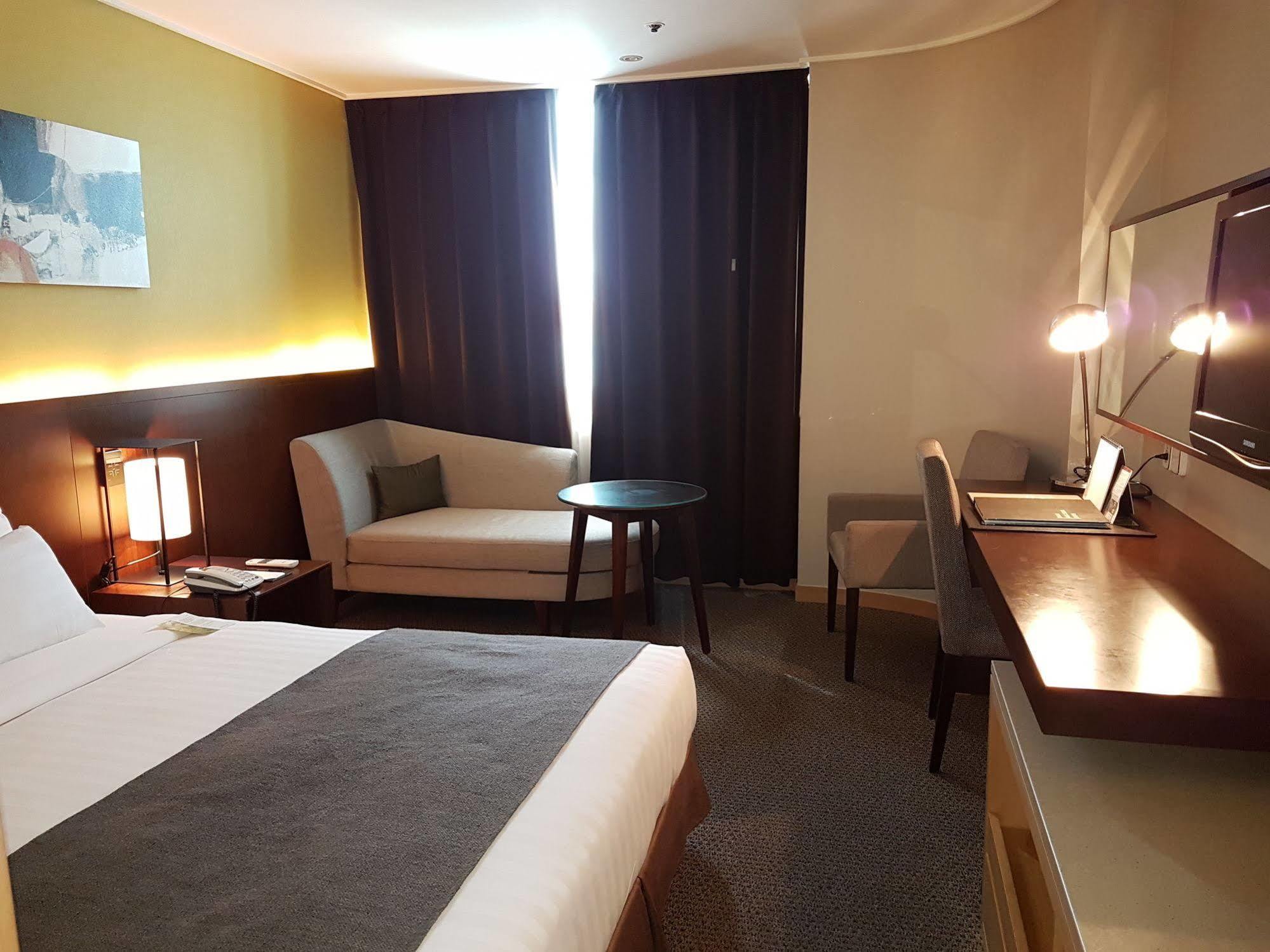 Best Western Incheon Royal Hotel Экстерьер фото