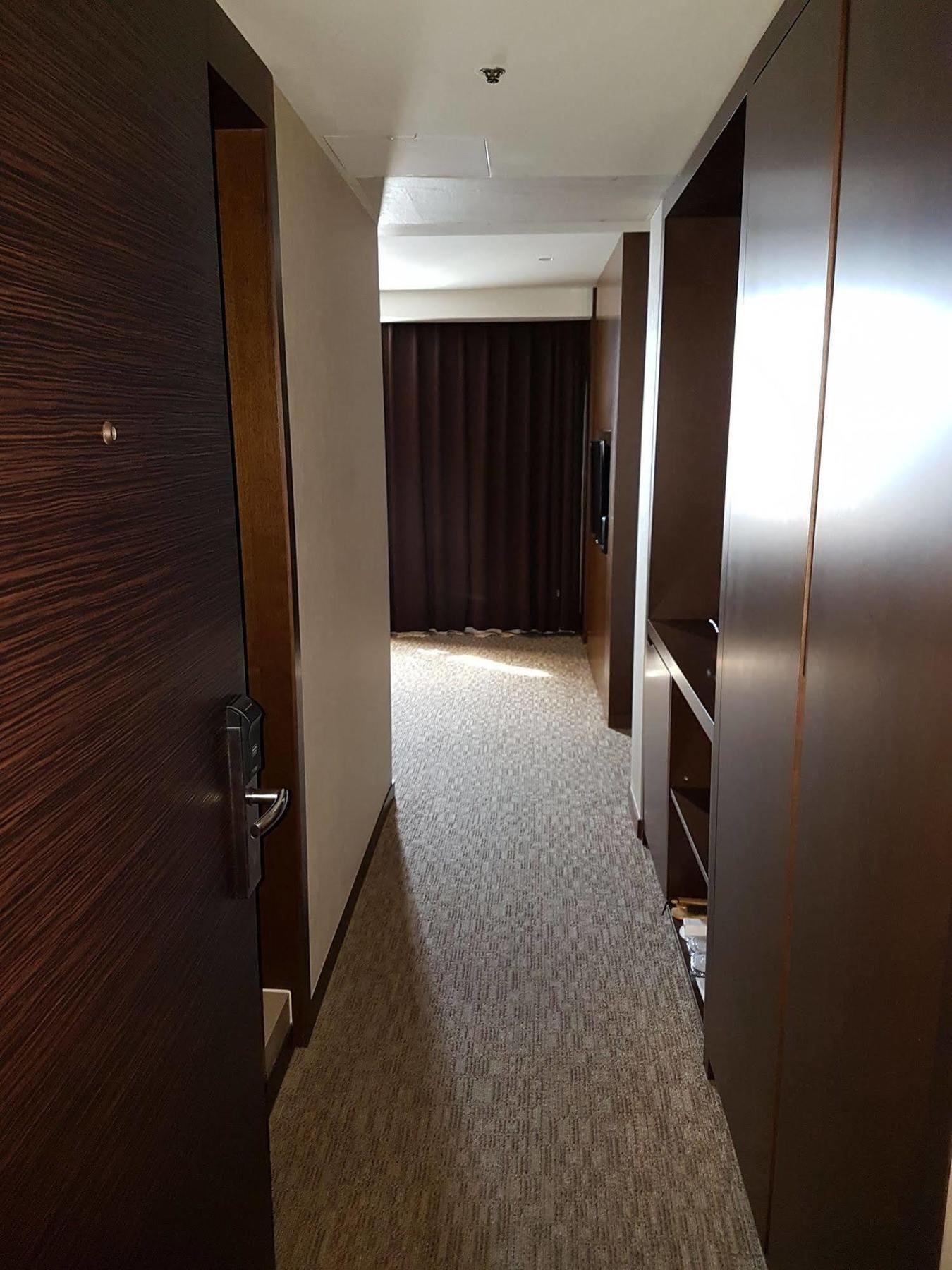 Best Western Incheon Royal Hotel Экстерьер фото